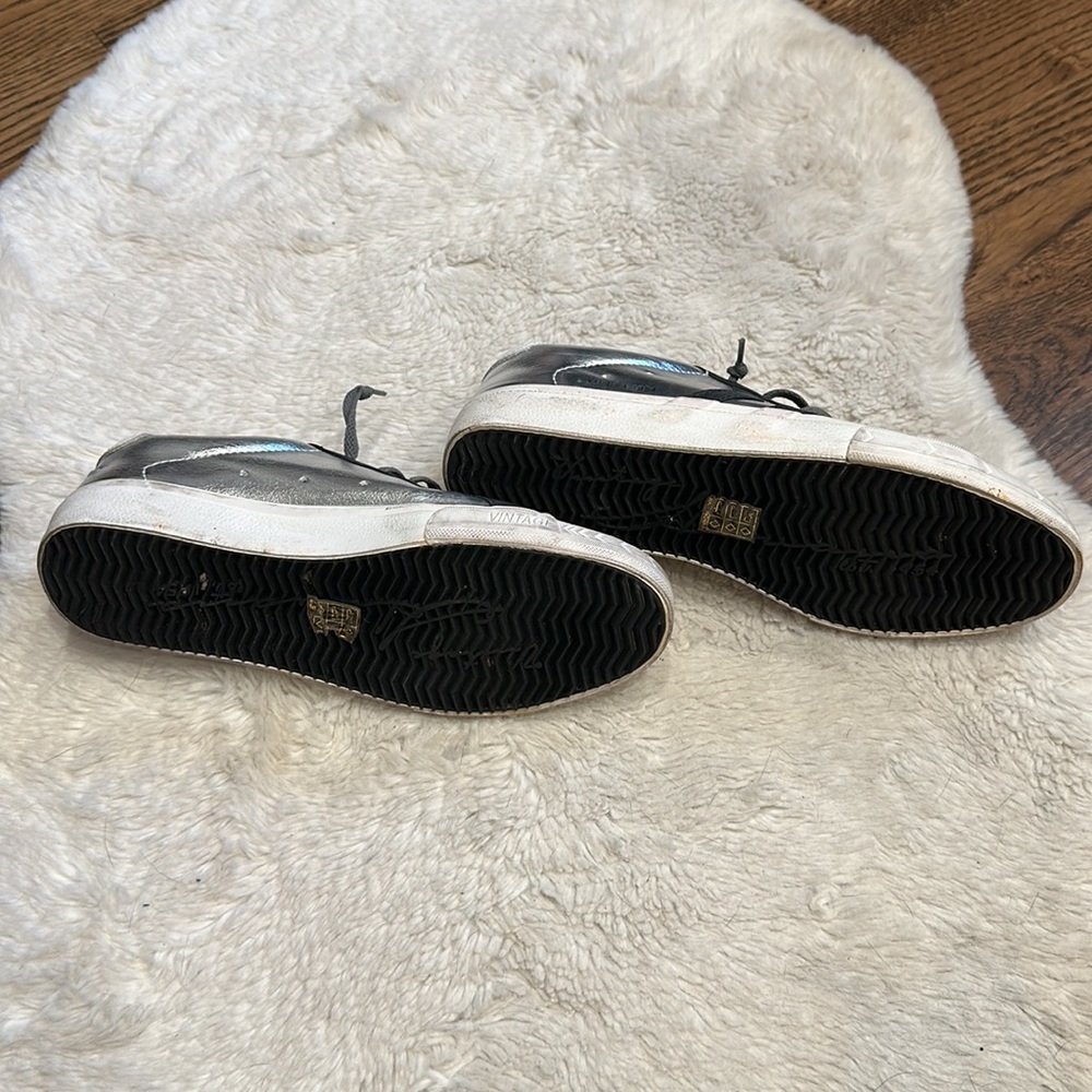 Vintage Havana Metallic Silver & Black Low-Top Sneakers - Picture 5 of 5